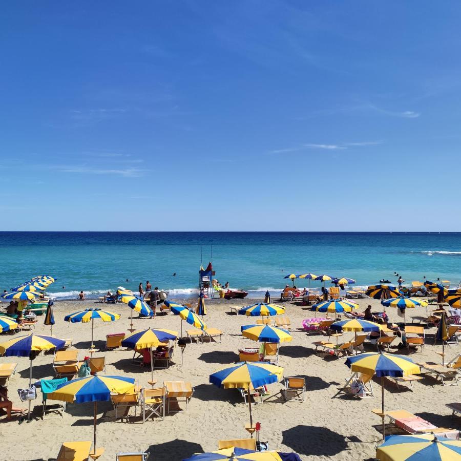 Parco del Mare - relax near the sea&city centre Borghetto Santo Spirito Esterno foto